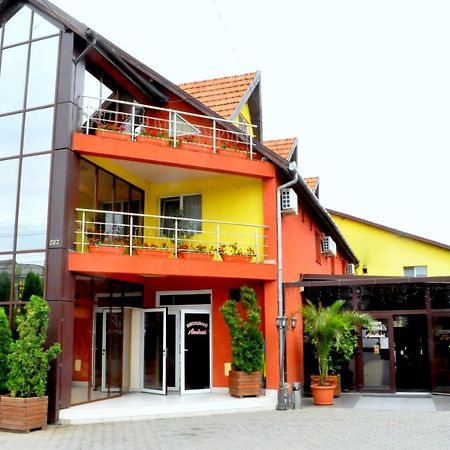 Hotel Andrei Cimpia Turzii Luaran gambar