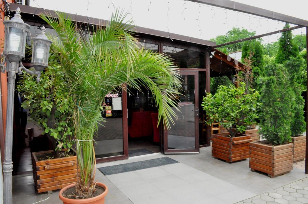 Hotel Andrei Cimpia Turzii Luaran gambar