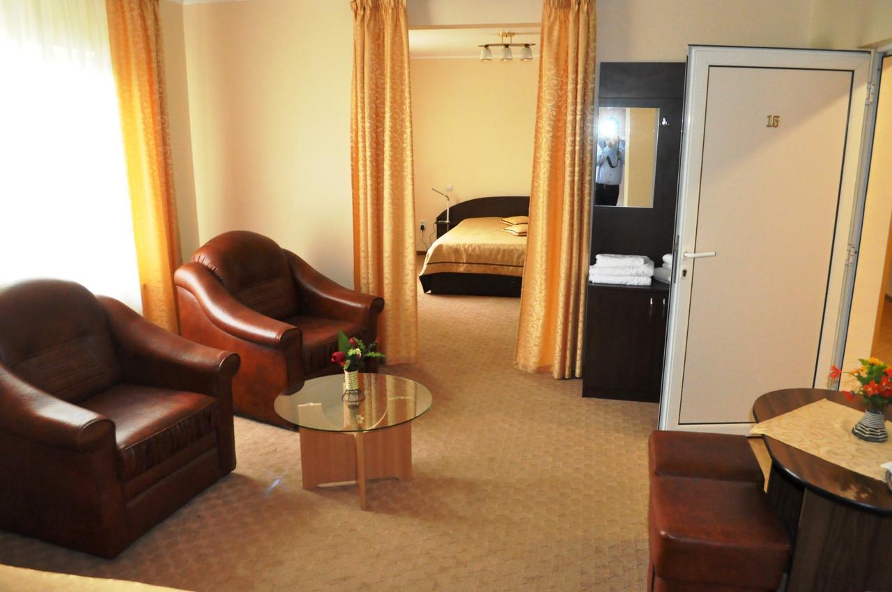 Hotel Andrei Cimpia Turzii Luaran gambar